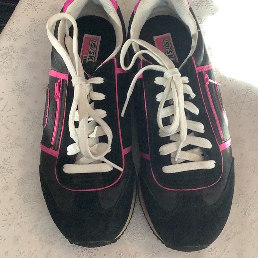 Skechers Shoes View 2